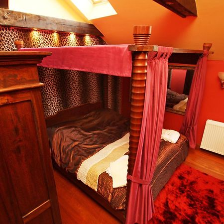 Palac Saturna Czeladz Phòng bức ảnh